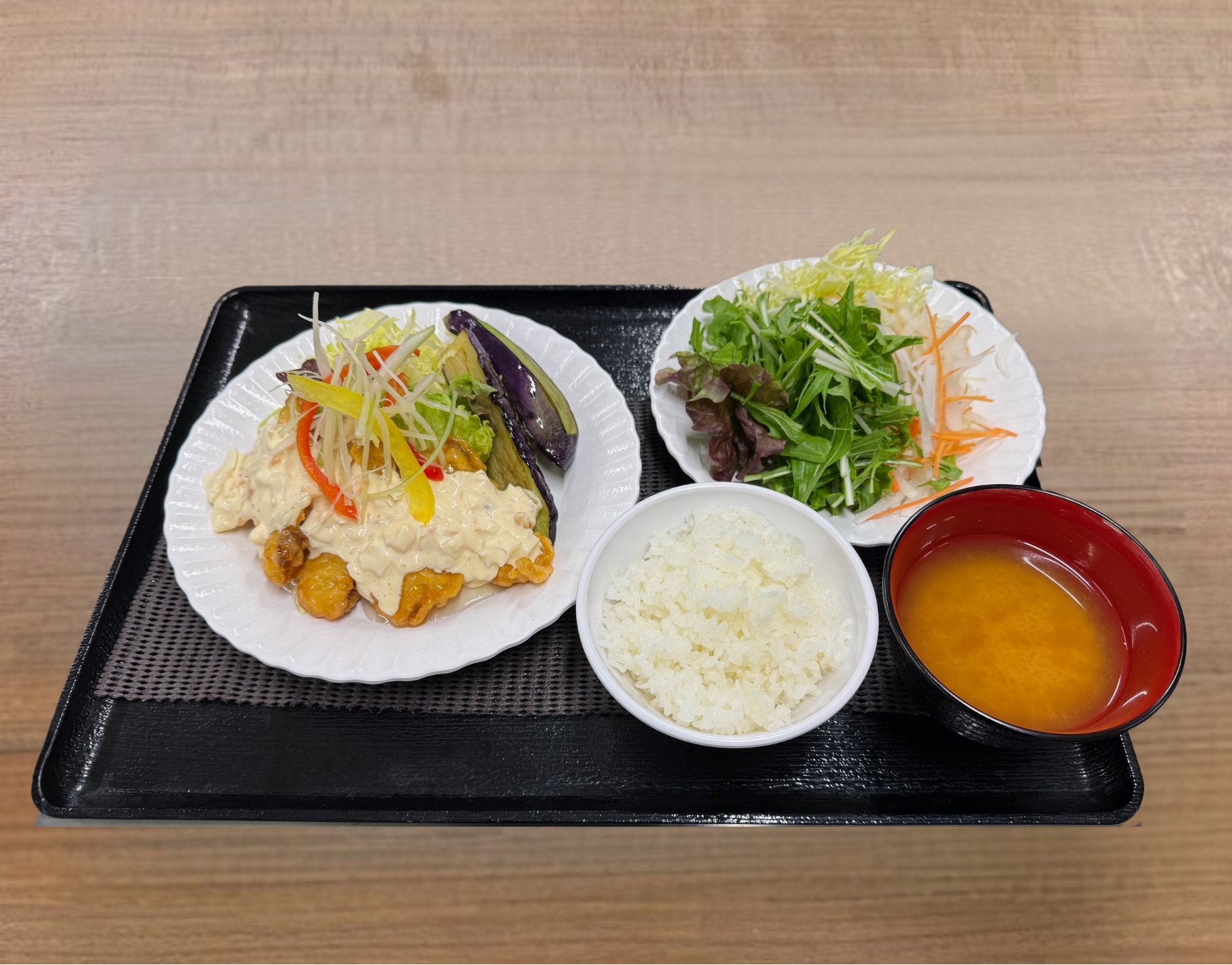 ふわふわナマズ定食