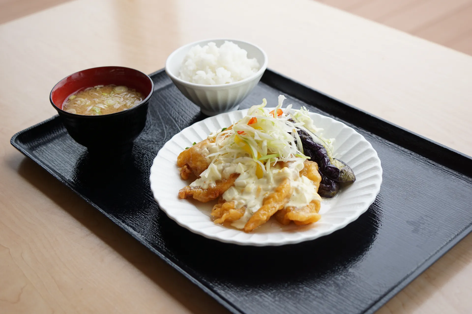 ふわふわナマズ定食
